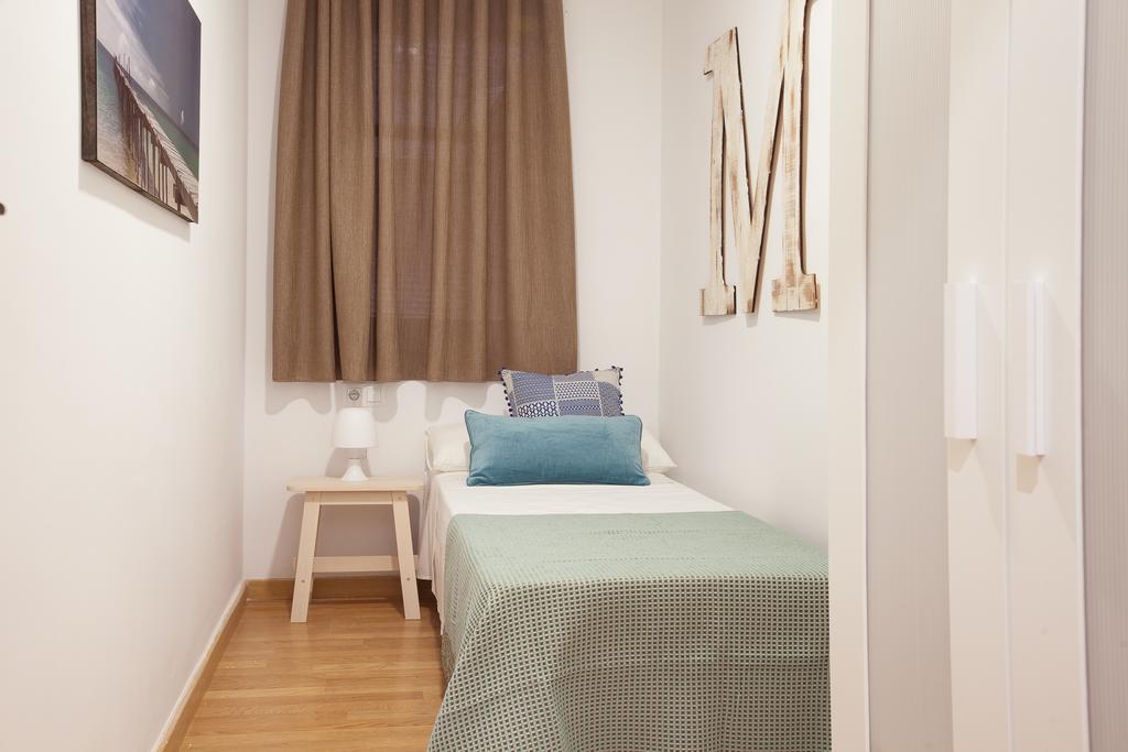 Click&Flat Europa Fira Apartments 오스피탈레트 데 요브레가트 외부 사진