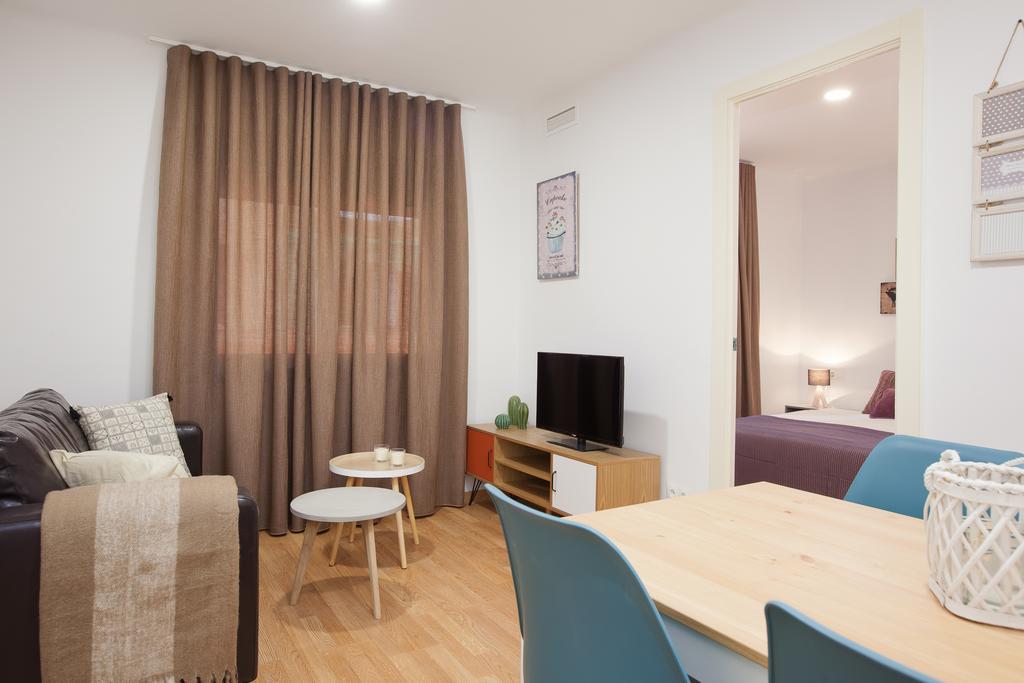 Click&Flat Europa Fira Apartments 오스피탈레트 데 요브레가트 외부 사진